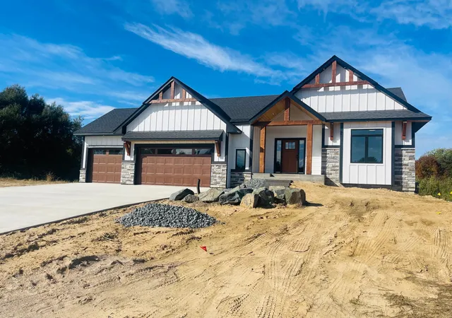 Photo 2 of Single family home for sale at 16212 Tippecanoe St Ne, Andover, MN 55304 | MLS# 7062739 | Listing updated on 2026-10-07