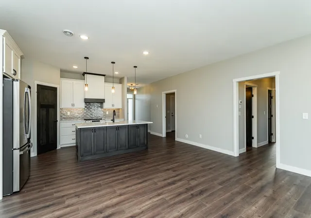 3rd image of 158 Sandstone Dr Nw, Eyota, MN 55934 | MLS# 7062760