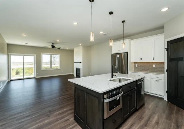 4th image of 158 Sandstone Dr Nw, Eyota, MN 55934 | MLS# 7062760