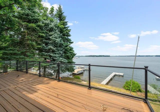 3rd image of 23 Birchwood Ln, Saint Paul, MN 55110 | MLS# 7062858