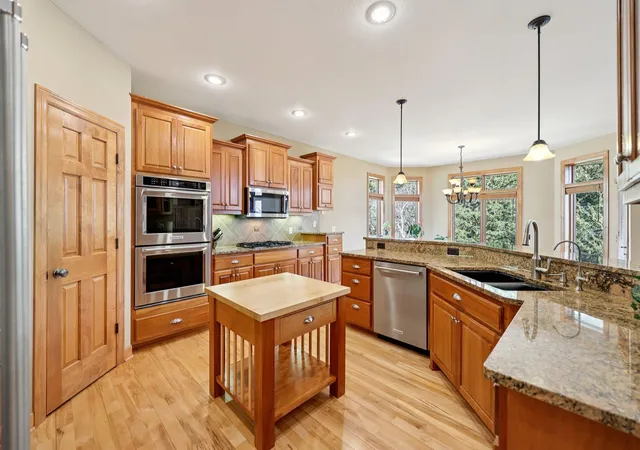 Photo 4 of Single family home for sale at 14043 Kings Ct, Savage, MN 55378 | MLS# 7062881 | Listing updated on 2026-09-22