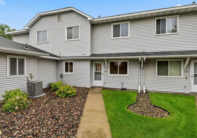 Homes for sale in Coon Rapids, MN | 11105 Drake St Nw, Coon Rapids, MN 55433 | MLS# 7062919