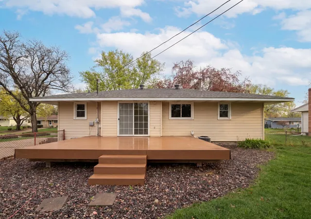 Homes for sale in Brooklyn Center, MN | 2807 Ohenry Rd, Brooklyn Center, MN 55430 | MLS# 7062929