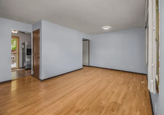 Photo 3 of Single family home for sale at 1557 Dale St N, Saint Paul, MN 55117 | MLS# 7062963 | Listing updated on 2026-08-28