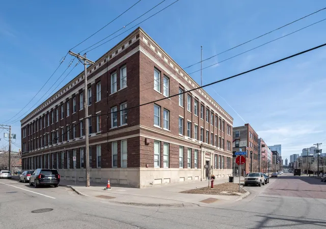24th image of 918 3rd St N #207, Minneapolis, MN 55401 | MLS# 7063076