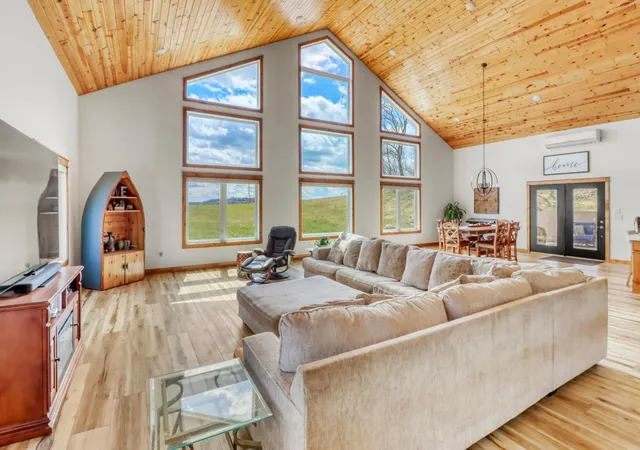 Photo 2 of Single family home for sale at 51509 County Hwy 9, Pelican Rapids, MN 56572 | MLS# 7063122 | Listing updated on 2026-08-17