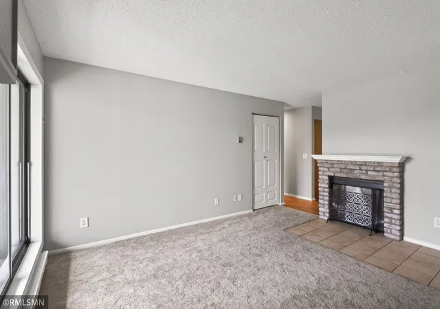 3rd image of 400 Shelard Pkwy, St. Louis Park, MN 55426