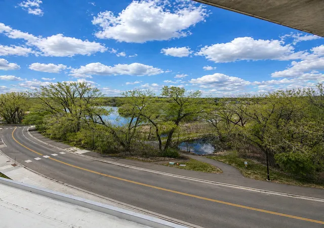 Homes for sale in Richfield, MN | 6500 Woodlake Dr #707, Richfield, MN 55423 | MLS# 7063158