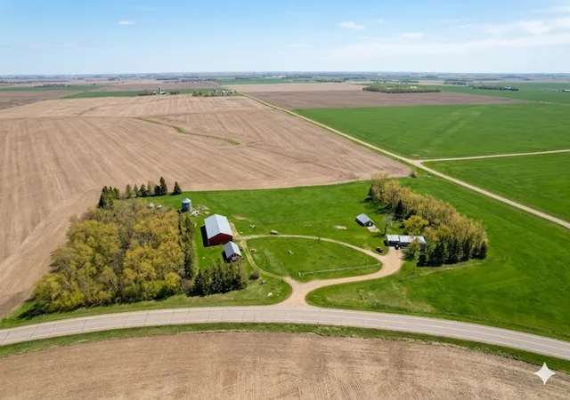 Photo 4 of Single family home for sale at 1110 110th Avenue, Hadley, MN 56151 | MLS# 7063214 | Listing updated on 2026-09-15
