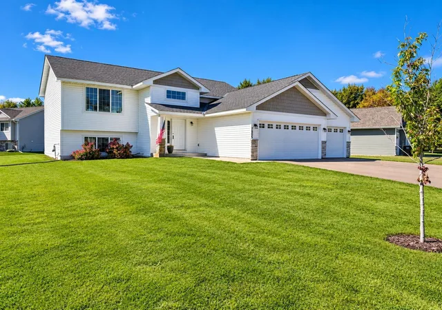 Photo 3 of Single family home for sale at 7905 Lambert Ave Ne, Albertville, MN 55301 | MLS# 7063216 | Listing updated on 2026-09-30