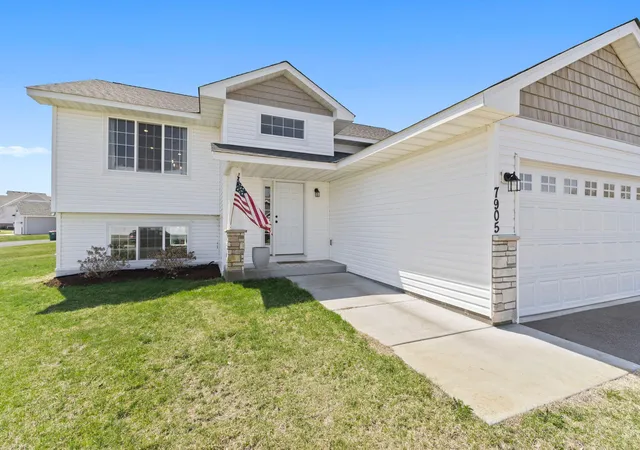 Homes for sale in Albertville, MN | 7905 Lambert Ave Ne, Albertville, MN 55301 | MLS# 7063216