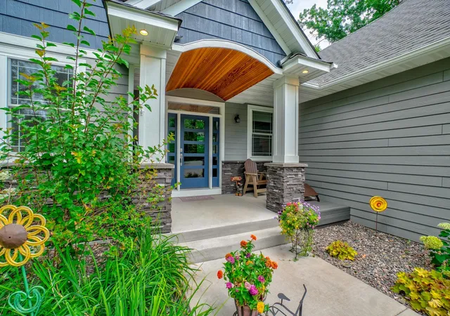 Photo 3 of Single family home for sale at 19180 Meadowridge Ln Cir N, Marine On Saint Croix, MN 55047 | MLS# 7063280 | Listing updated on 2026-10-08