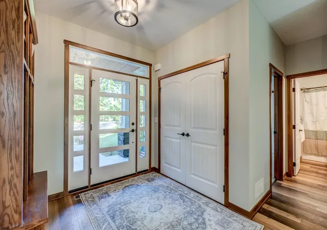 Photo 4 of Single family home for sale at 19180 Meadowridge Ln Cir N, Marine On Saint Croix, MN 55047 | MLS# 7063280 | Listing updated on 2026-10-08