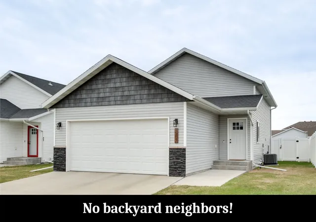 Homes for sale in West Fargo, ND | 1207 Barnes Dr W, West Fargo, ND 58078 | MLS# 7063374