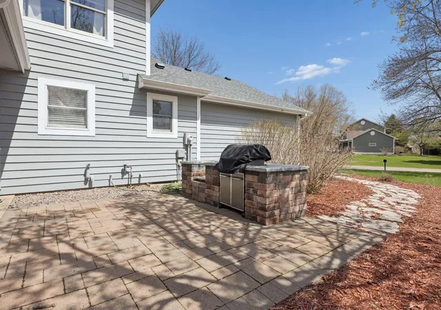 image of 2721 Meadowrose Blvd, Saint Cloud, MN 56301 | MLS# 7063426