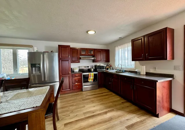 Photo 4 of Single family home for sale at 305 Lincoln St SE, Warroad, MN 56763 | MLS# 7063444 | Listing updated on 2026-09-13