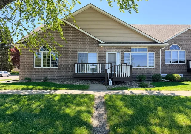 Photo 1 of Condo for sale at 726 3rd Avenue, Worthington, MN 56187 | MLS# 7063447 | Listing updated on 2026-09-10