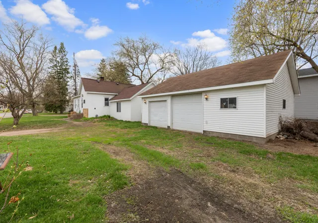 Homes for sale in Brainerd, MN | 1123 K St Ne, Brainerd, MN 56401 | MLS# 7063451