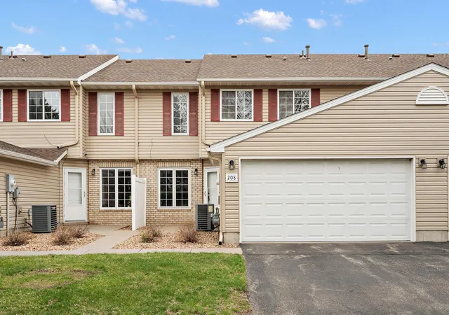 Photo 3 of Single family home for sale at 208 E Orchard St, Belle Plaine, MN 56011 | MLS# 7063456 | Listing updated on 2026-05-27