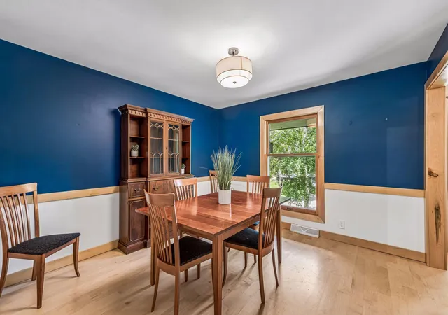 Photo 4 of Sale Pending at 3642 Sunrise Dr W, Minnetonka, MN 55345 | MLS# 7063548 | Listing updated on 2026-08-08