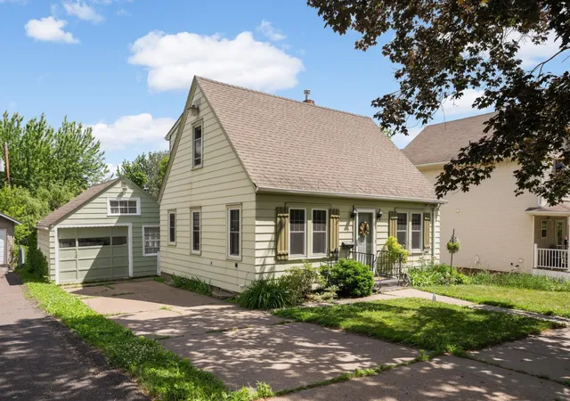 3rd image of 209 Robie St W, Saint Paul, MN 55107 | MLS# 7063737