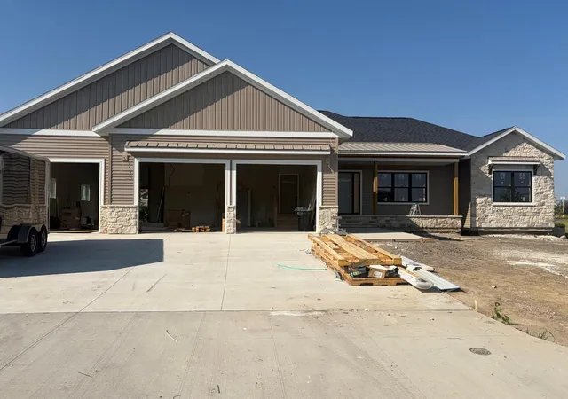 Photo 1 of Single family home for sale at 1555 72nd Avenue S, Fargo, ND 58104 | MLS# 7063834 | Listing updated on 2026-08-25