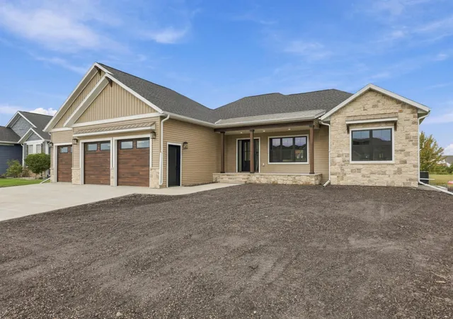Photo 2 of Single family home for sale at 1555 72nd Avenue S, Fargo, ND 58104 | MLS# 7063834 | Listing updated on 2026-09-18
