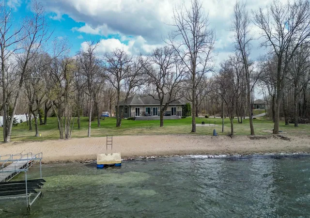 Homes for sale in Battle Lake, MN | 34931 Northview Rd, Battle Lake, MN 56515 | MLS# 7063901