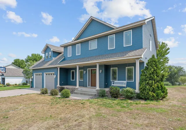Photo 2 of Single family home for sale at 8095 Hunter Lake Dr, Clear Lake, MN 55319 | MLS# 7064121 | Listing updated on 2026-08-18