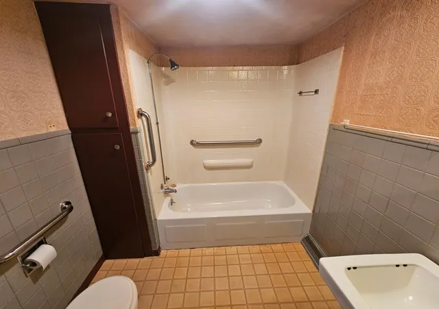 11th image of 635 Park Ave, New Richmond, WI 54017 | MLS# 7064151