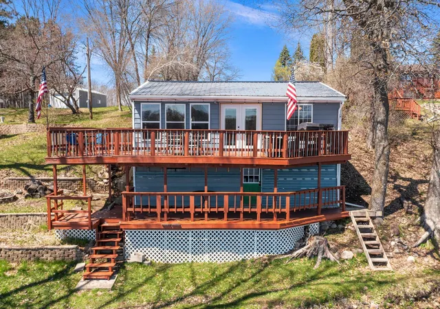 3rd image of 19013 Island View Dr, Mora, MN 55051 | MLS# 7064502
