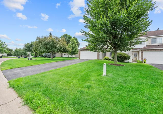 Homes for sale in Apple Valley, MN | 6276 158th St W, Apple Valley, MN 55124 | MLS# 7064560
