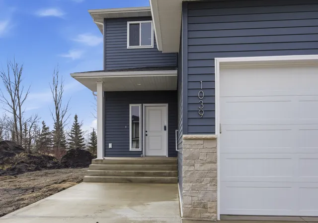 2nd image of 979 61st Ave W, West Fargo, ND 58078 | MLS# 7064562