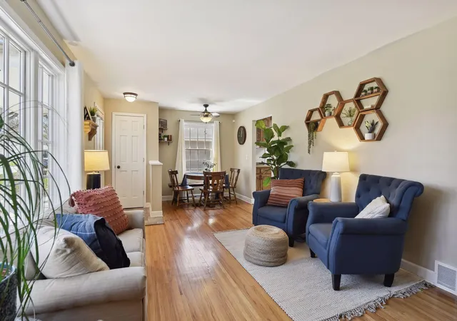5th image of 4047 Louisiana Ave N, Minneapolis, MN 55427 | MLS# 7064596