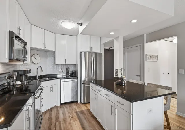 Homes for sale in Minneapolis, MN | 401 S 1st St #518, Minneapolis, MN 55401 | MLS# 7064656