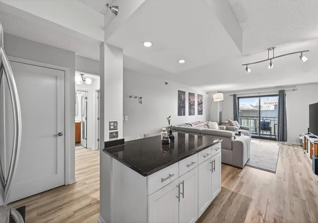 Homes for sale in Minneapolis, MN | 401 S 1St St #518, Minneapolis, MN 55401 | MLS# 7064656