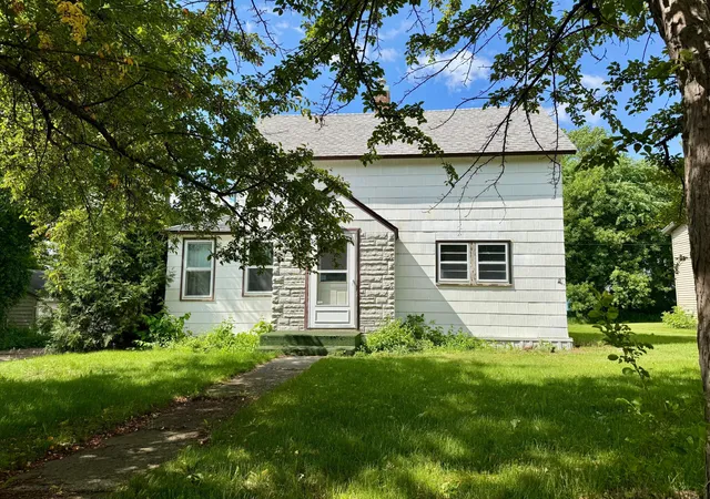 Homes for sale in Alexandria, MN | 915 6th Ave E, Alexandria, MN 56308 | MLS# 7064726