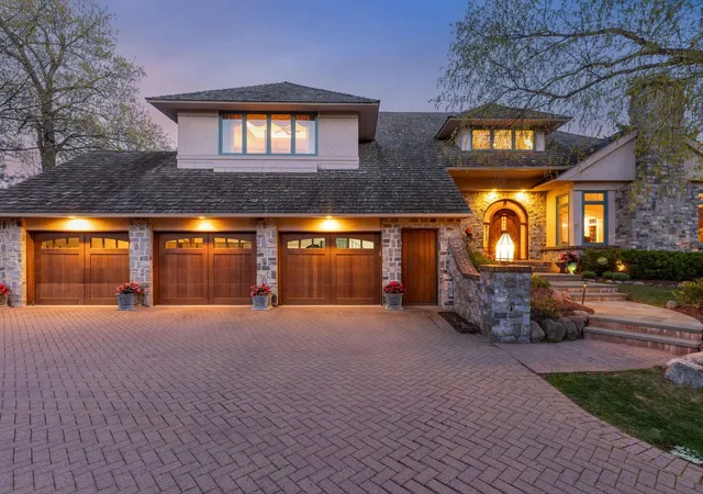1st image of 25 Bello Dr, Minneapolis, MN 55439 | MLS# 7064808