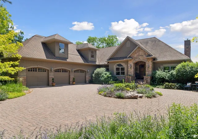 Photo 3 of Sale Pending at 12159 Quail Ave Ln N, Stillwater, MN 55082 | MLS# 7064859 | Listing updated on 2026-08-20