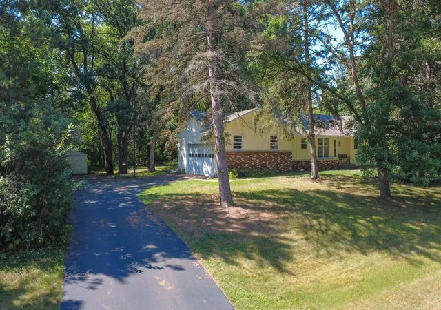 1st image of 301 Shawn St, Isanti, MN 55040 | MLS# 7064873