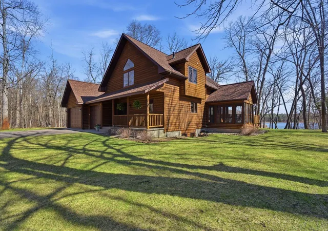 Homes for sale in Breezy Point, MN | 9540 Lake Douglas Wy, Breezy Point, MN 56472 | MLS# 7064893
