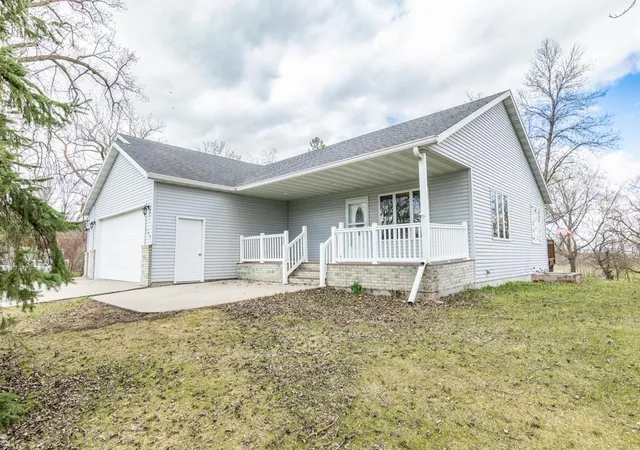 Homes for sale in Audubon, MN | 180 Falcon St, Audubon, MN 56511 | MLS# 7064905
