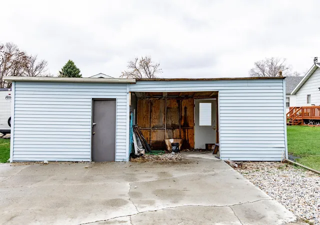 Homes for sale in Casselton, ND | 182 3rd St N, Casselton, ND 58012 | MLS# 7064950