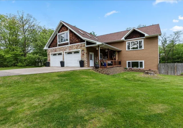3rd image of 7414 Burr Ln, Brainerd, MN 56401 | MLS# 7064995