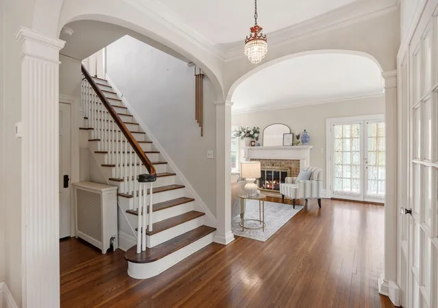 Photo 3 of Single family home for sale at 4325 Wooddale Ave S, Minneapolis, MN 55424 | MLS# 7065010 | Listing updated on 2026-10-01