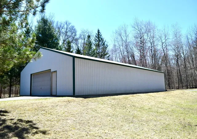 Photo 3 of Single family home for sale at 694 Shore Hvn Ln, Hackensack, MN 56452 | MLS# 7065184 | Listing updated on 2026-07-30