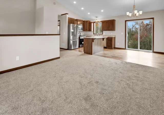 5th image of 275 Kira Ct, Paynesville, MN 56362 | MLS# 7065358