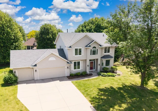 Homes for sale in Woodbury, MN | 3774 Oxford Dr, Woodbury, MN 55125 | MLS# 7065537