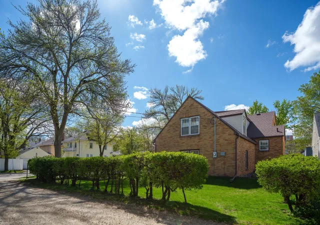 4th image of 1201 Center St W, Rochester, MN 55902 | MLS# 7065578