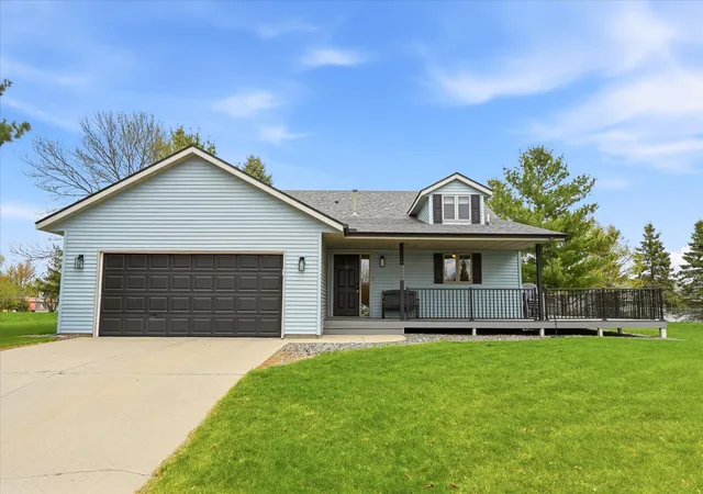 Photo 3 of Single family home for sale at 14435 Pineview Dr, Becker, MN 55308 | MLS# 7065625 | Listing updated on 2026-08-06